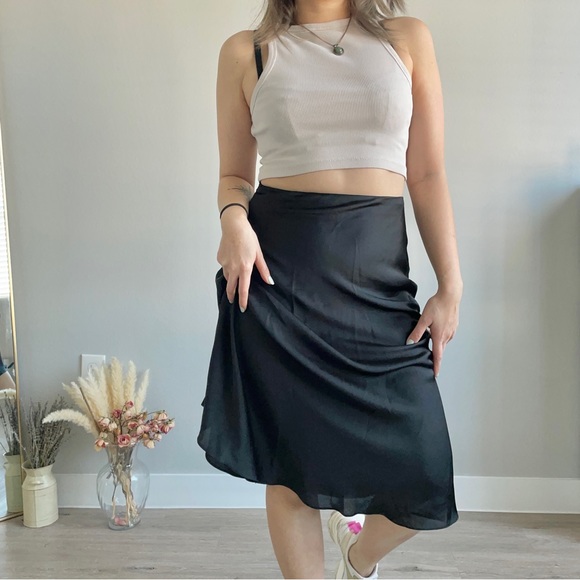 Black Midi Slip Skirt, Silk Blended Skirt, Satin Black Silk Skirt, 90s slip - Picture 9 of 12